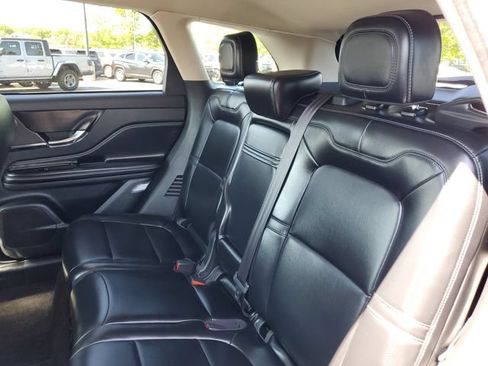 Certified 2023 Lincoln Corsair AWD image 29