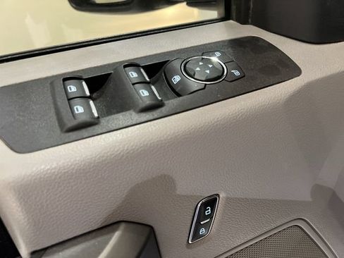 Used 2018 Ford F350 XLT AWD/4WD image 19