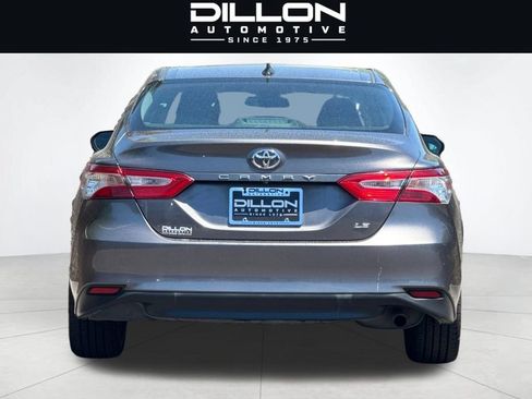 Used 2019 Toyota Camry LE FWD image 5