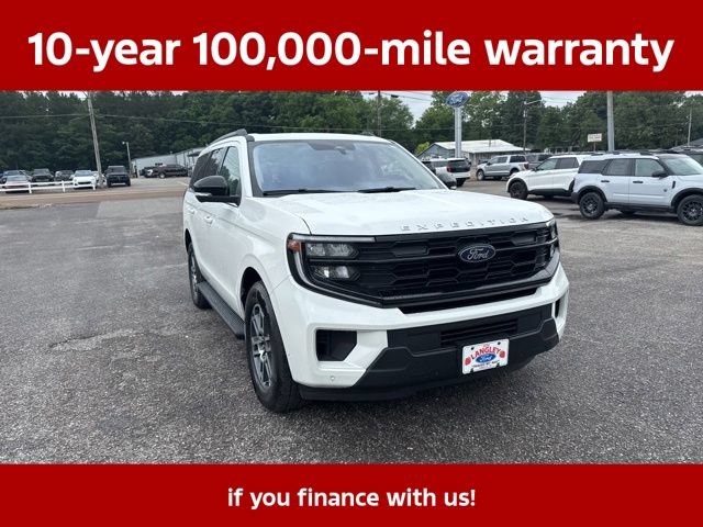 Used 2025 Ford Expedition Active RWD image 9