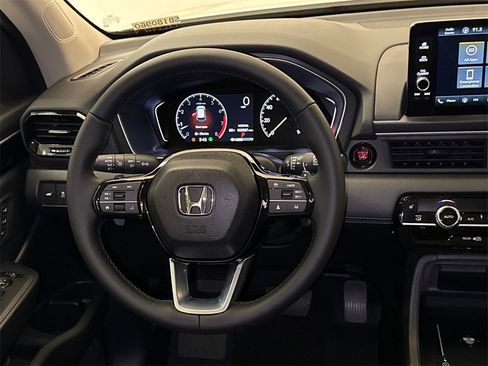 New 2025 Honda Pilot EX-L image 14