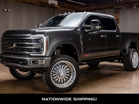 Used 2024 Ford F350 Platinum w/ Tremor Off-Road Package AWD/4WD image 4