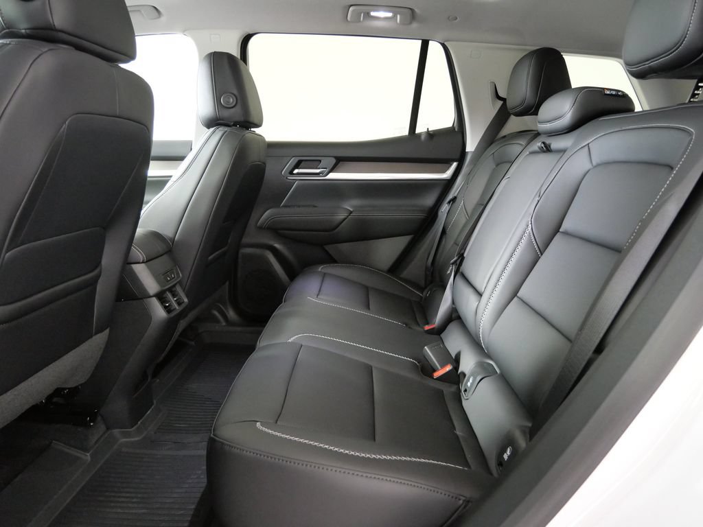 New 2027 GMC Terrain Denali w/ LPO, Floor Liner Package AWD/4WD image 15