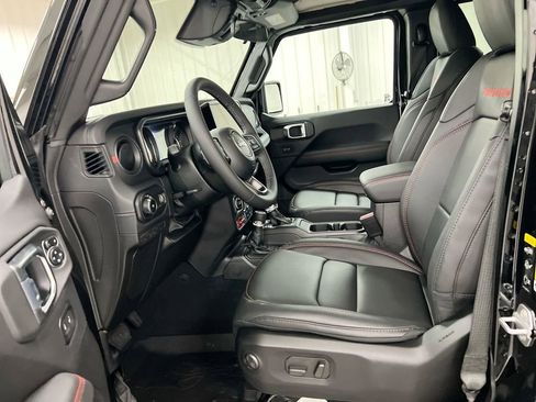 New 2026 Jeep Wrangler Unlimited Rubicon AWD/4WD image 17