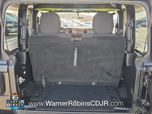 Used 2022 Jeep Wrangler Sport AWD/4WD image 9