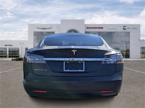 Used 2016 Tesla Model S 70 image 4
