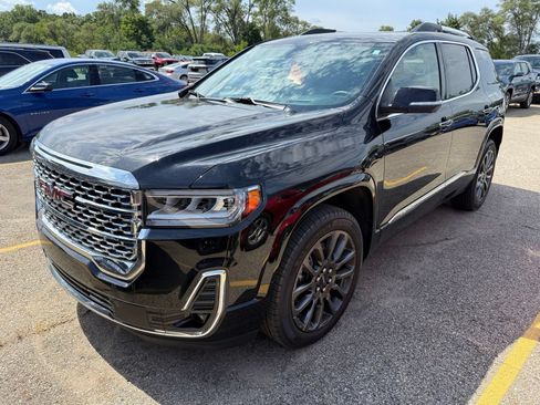 Used 2023 GMC Acadia Denali w/ Black Diamond Edition AWD/4WD image 5