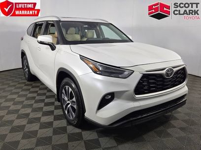 Used 2023 Toyota Highlander XLE