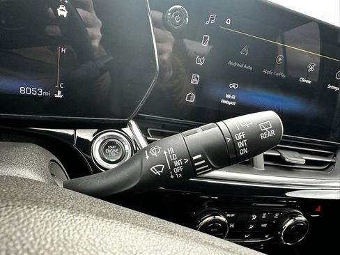 Used 2024 Chevrolet Trax RS w/ Driver Confidence Package image 27