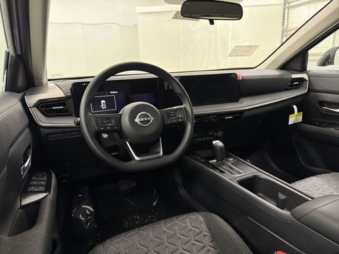 New 2026 Nissan Kicks SV w/ Cold Weather Package image 18