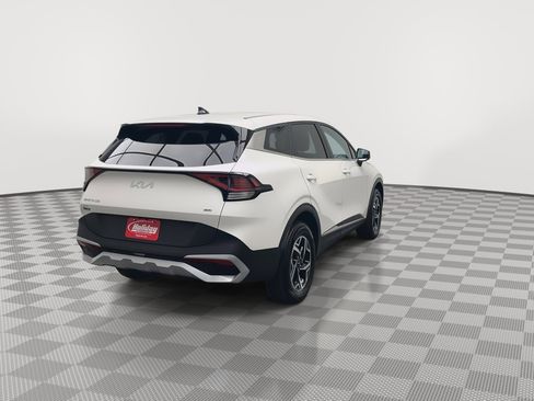 Used 2023 Kia Sportage LX image 32