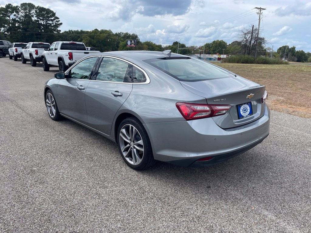 Used 2024 Chevrolet Malibu LT FWD image 3