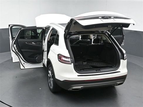 Certified 2023 Lincoln Nautilus Reserve w/ Luxury Package image 58