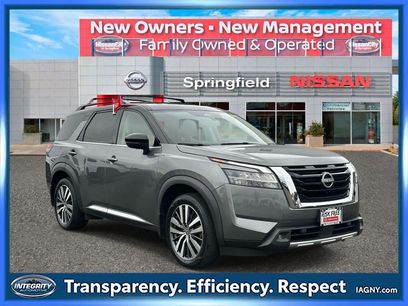 Used 2022 Nissan Pathfinder Platinum w/ Cargo Package