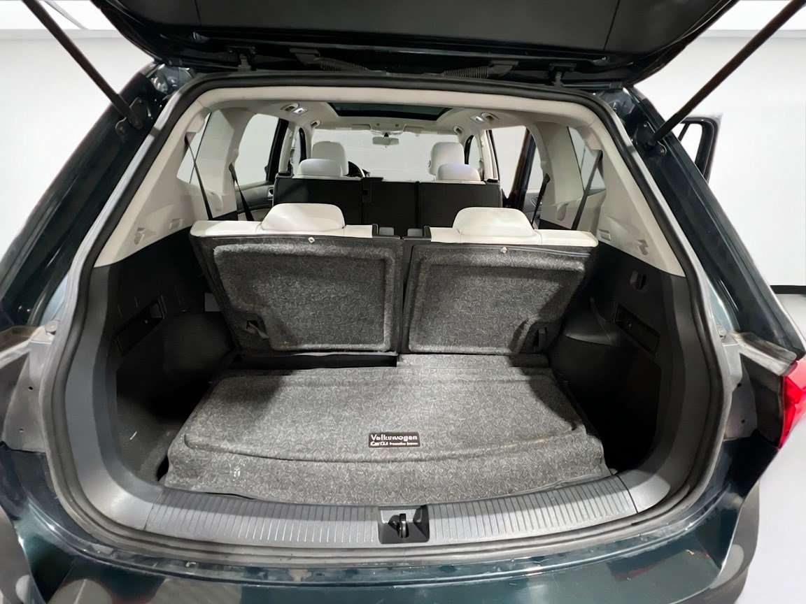 Used 2019 Volkswagen Tiguan SE FWD image 18