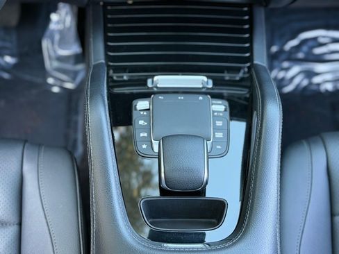 Used 2023 Mercedes-Benz GLE 350 w/ AMG Line Exterior image 49