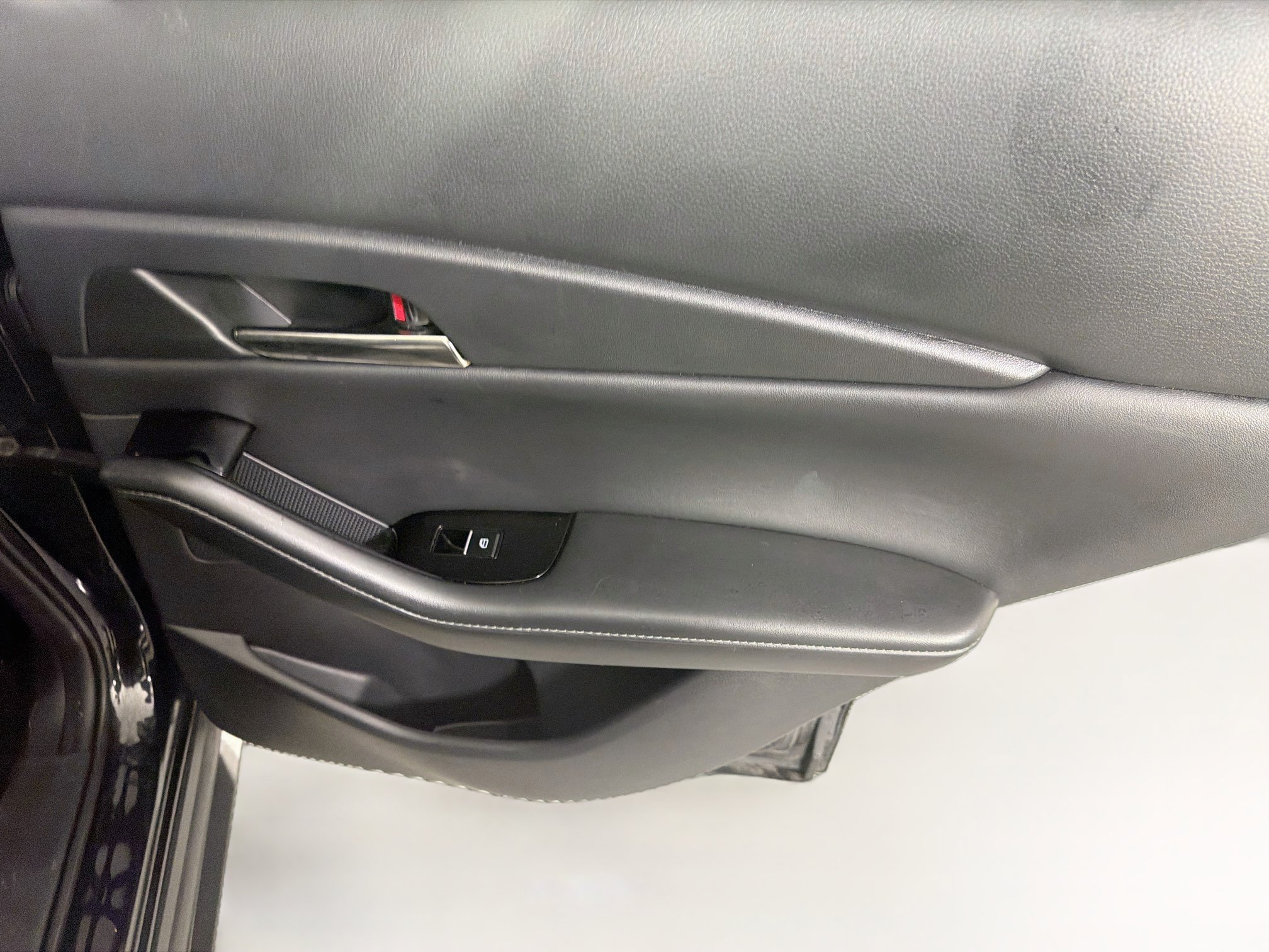 Used 2025 MAZDA CX-30 AWD 2.5 S w/ Preferred Package image 27