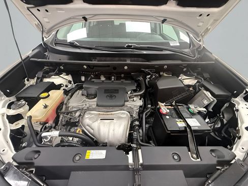 Used 2016 Toyota RAV4 LE FWD image 22