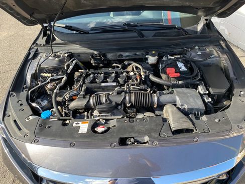 Used 2019 Honda Accord LX image 31