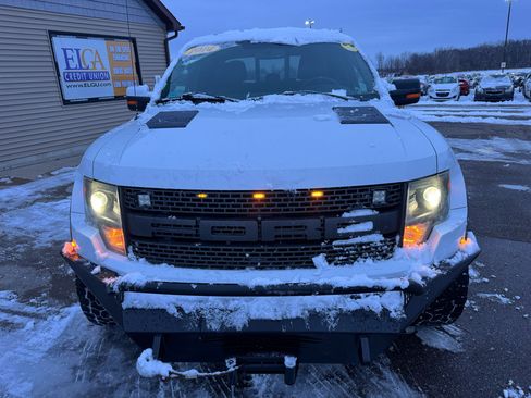 Used 2014 Ford F150 Raptor w/ Equipment Group 801A Luxury image 2