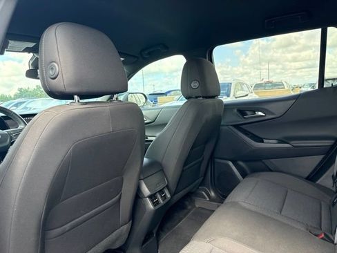 Used 2026 Chevrolet Equinox LT FWD image 10