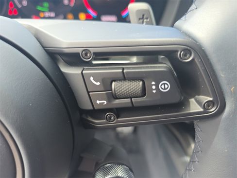 Used 2025 Porsche 911 Carrera 4 GTS image 32