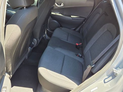 Used 2023 Hyundai Kona SE FWD image 13