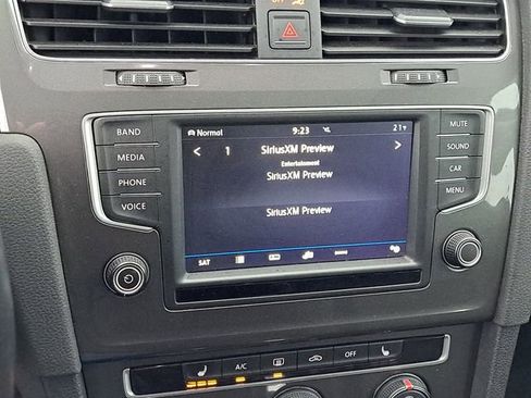 Used 2017 Volkswagen Golf Alltrack SE image 14