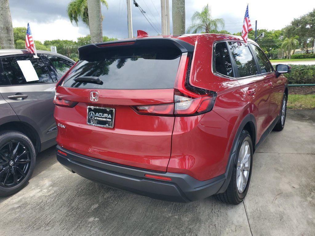 Used 2025 Honda CR-V EX image 8