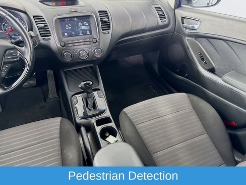 Used 2017 Kia Forte S w/ S Technology Package image 28