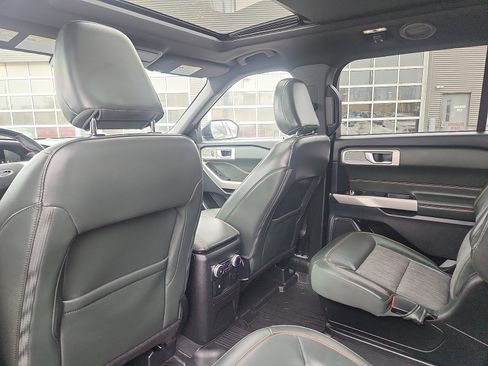 Used 2022 Ford Explorer Timberline w/ Timberline Technology Package image 25
