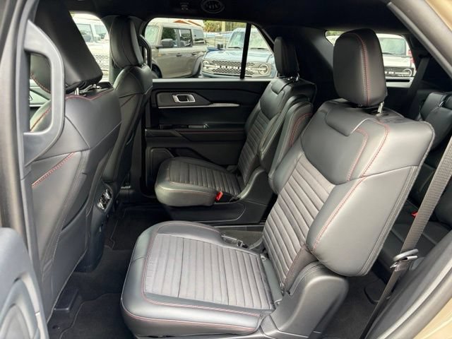 New 2026 Ford Explorer ST-Line w/ ST-Line Street Pack RWD image 12