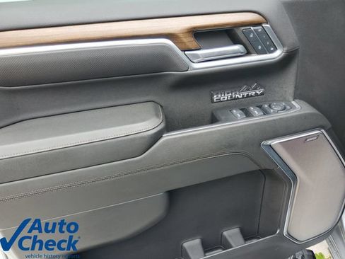 Used 2024 Chevrolet Silverado 1500 High Country w/ Technology Package AWD/4WD image 20