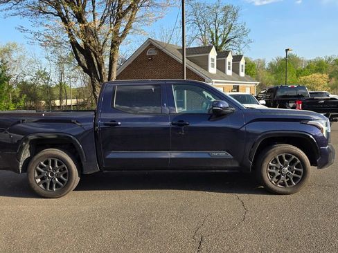 Used 2024 Toyota Tundra Platinum image 2