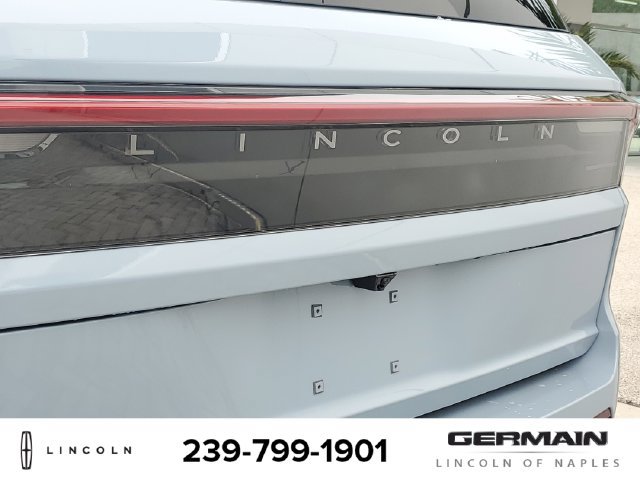 New 2027 Lincoln Navigator Premiere AWD/4WD image 16