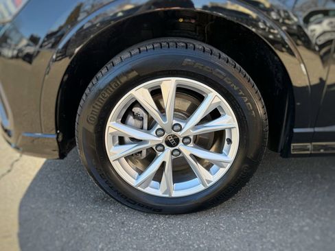 Used 2025 Audi Q3 2.0T Premium image 18