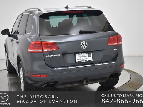 Used 2014 Volkswagen Touareg Sport AWD/4WD image 19