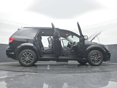 Used 2017 Dodge Journey SE w/ Flexible Seating Group image 62