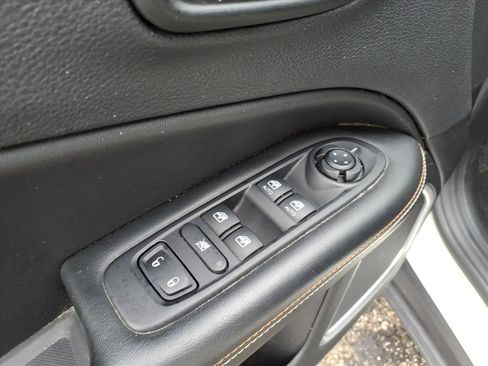 Certified 2018 Jeep Compass Latitude w/ Popular Equipment Group image 7