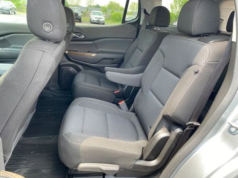 Certified 2023 GMC Acadia SLE w/ Driver Convenience Package FWD image 18