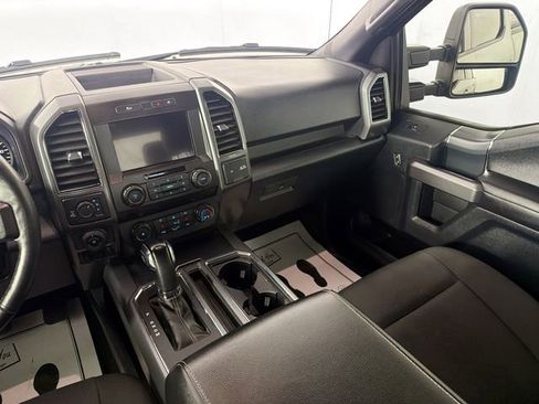 Used 2020 Ford F150 XLT w/ Equipment Group 302A Luxury AWD/4WD image 22