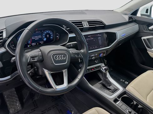 Used 2022 Audi Q3 2.0T Premium Plus image 7