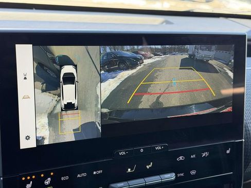 Used 2023 Subaru Solterra AWD image 22