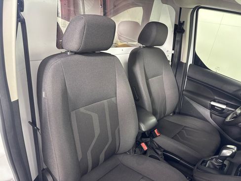Used 2017 Ford Transit Connect XLT image 20