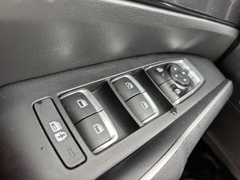 Used 2025 Kia Sorento S w/ Panoramic Sunroof Package AWD/4WD image 16