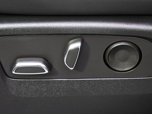 Used 2023 Cadillac Escalade ESV Sport image 14