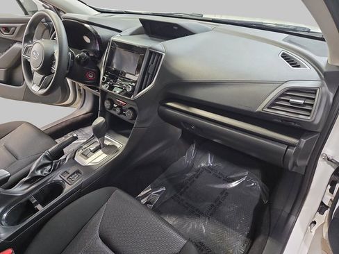 Used 2022 Subaru Impreza Premium image 10