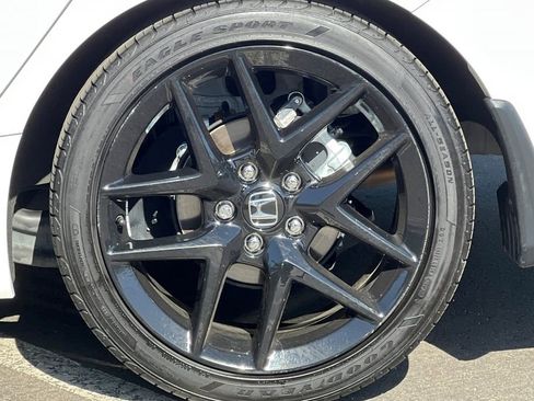 Certified 2023 Honda Civic Sport image 25