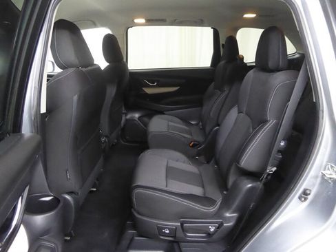 Used 2020 Subaru Ascent Premium w/ Convenience Package AWD/4WD image 28