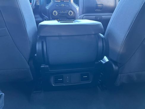 Certified 2024 Chevrolet Silverado 1500 Custom image 32